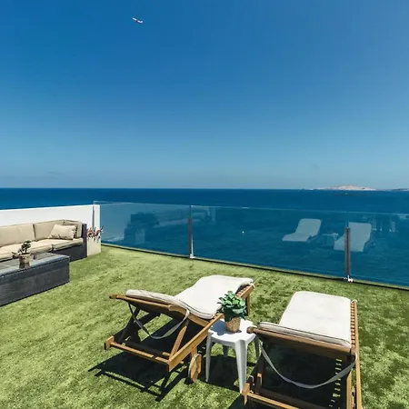 Views Avenue Apartmán *